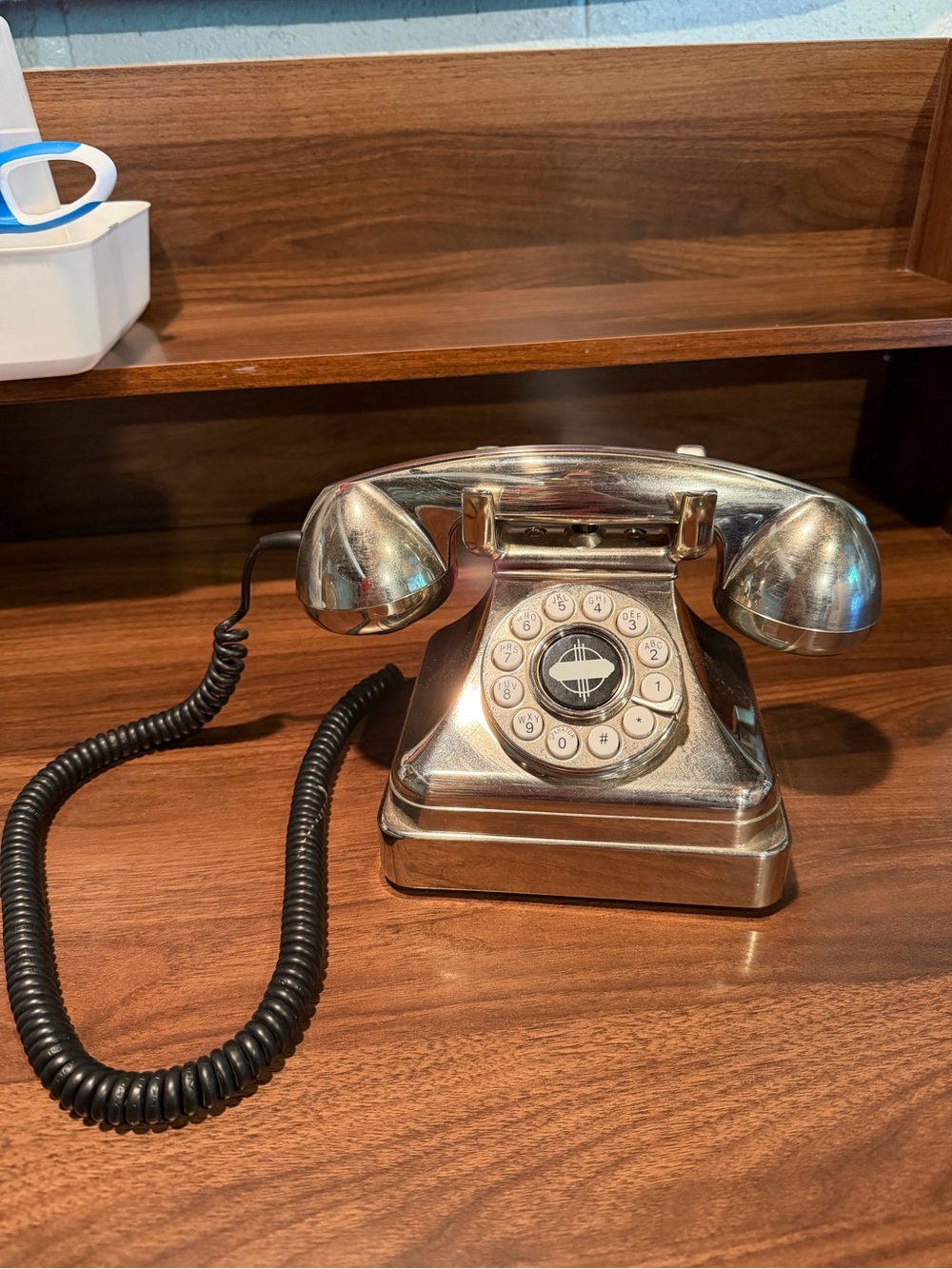 Vintage Style Metallic Rotary Desk Phone - Silver